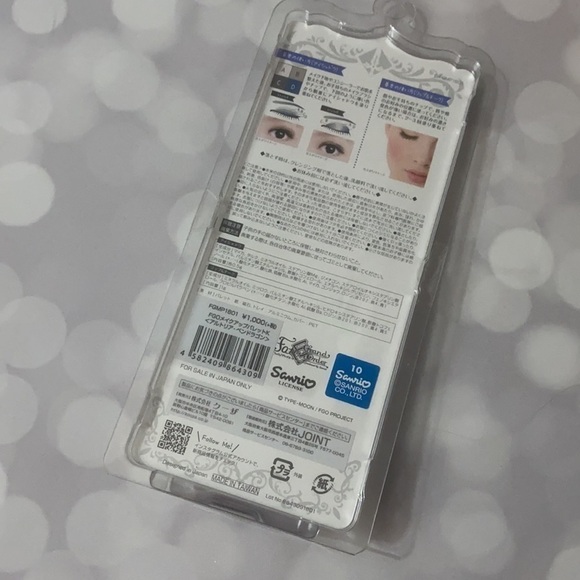 BNIP Sanrio x Fate Order Makeup Palette - Picture 3 of 3